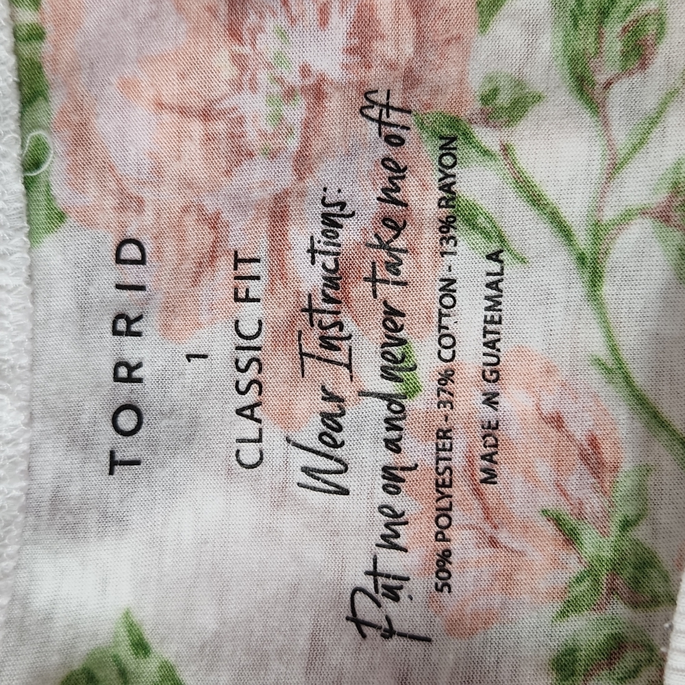 Torrid, Vintage burnout Floral White, peach and rust Tee, sz 1 - Picture 5 of 5